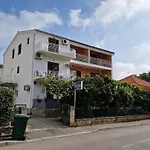 Διαμέρισμα Family Pikolo Sveti Filip i Jakov