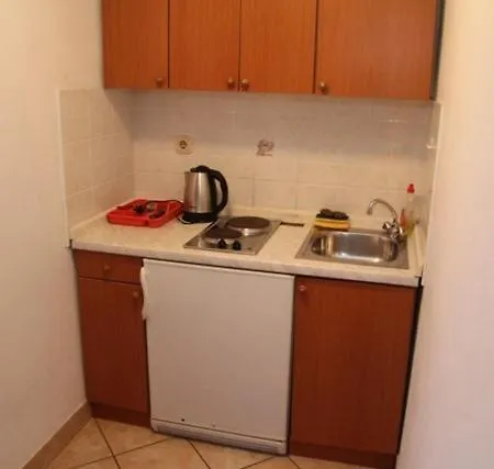 Apartment Family Pikolo Sveti Filip i Jakov