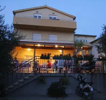 Apartment Family Pikolo